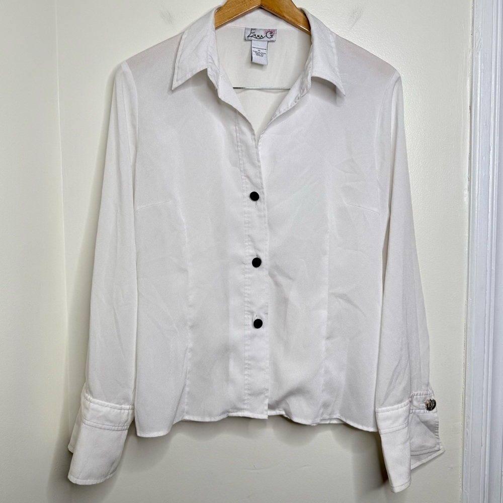 Emma G White 3 Button Blouse Women’s Size XL Dramatic Sleeves Office